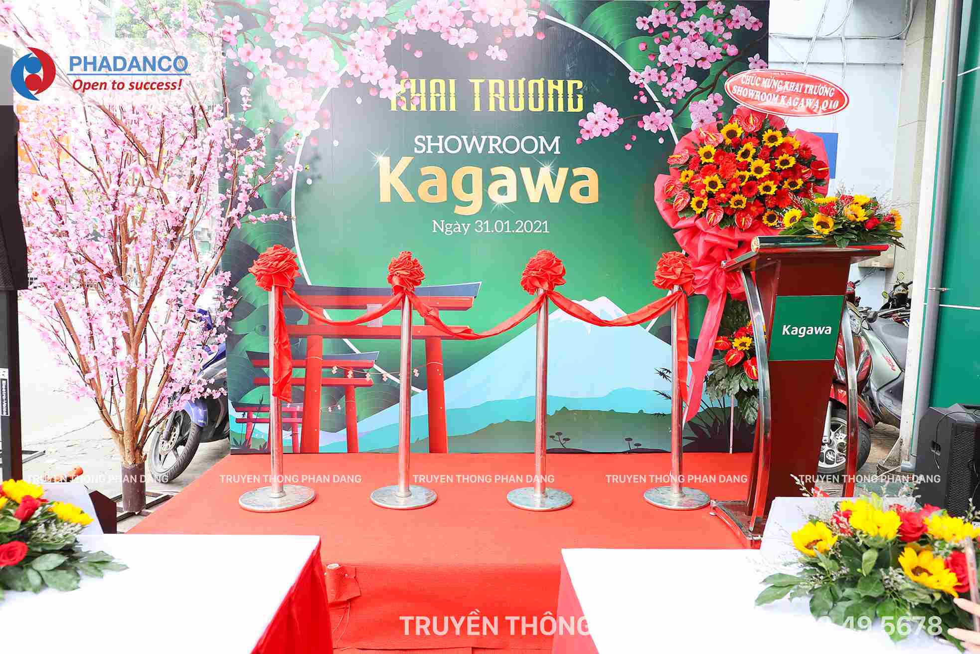 Tổ chức lễ khai trương showroom kagawa