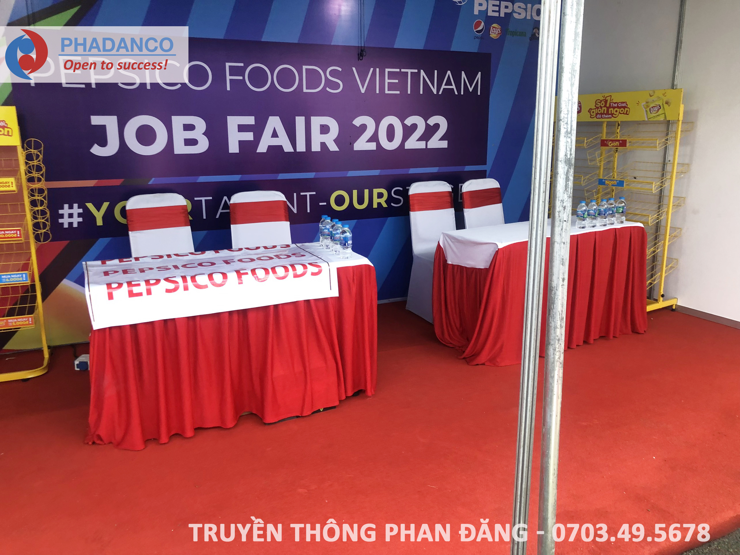 Tư vấn việc làm tại gian hàng công ty pescico foods VietNam