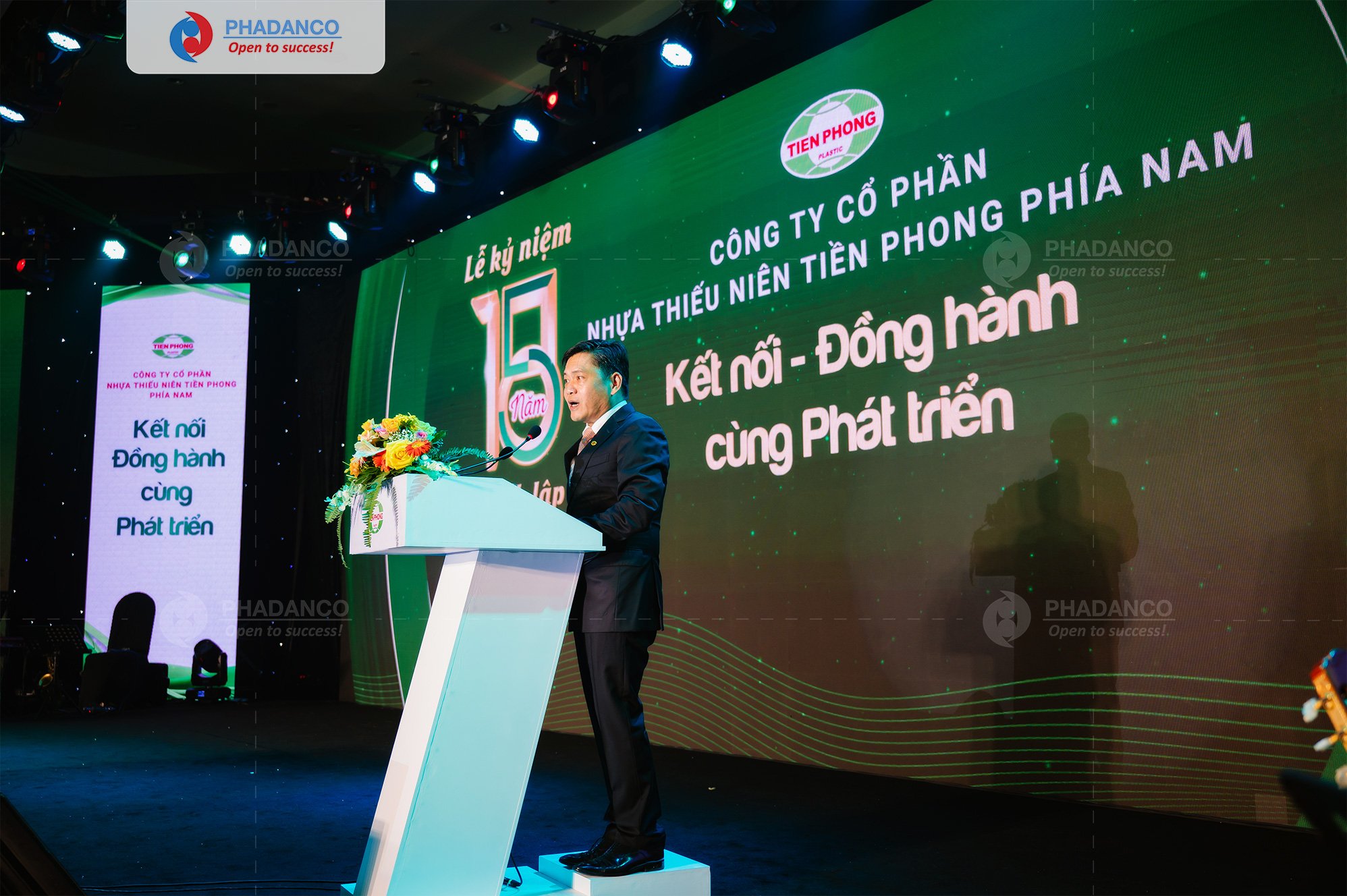 Hình ảnh Ông HỒ PHI HẢI - Tổng Giám đốc - Công ty Cổ phần Nhựa Thiếu Niên Tiền Phong phía Nam chia sẻ về hành trình 15 năm đã đi qua.